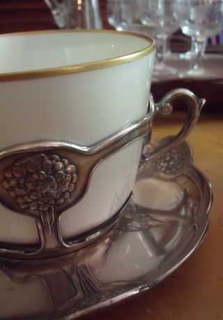 Art nouveau cup