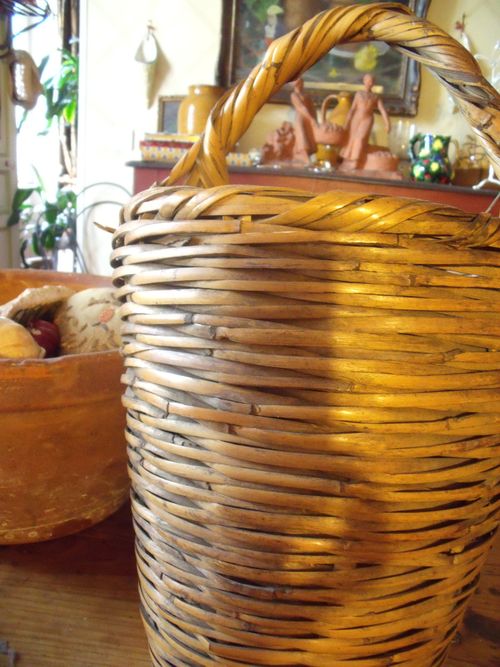 Old provencal basket