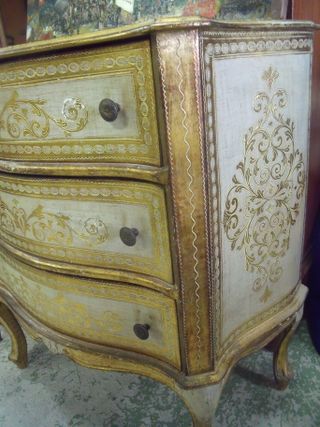 Italian gilded drawers