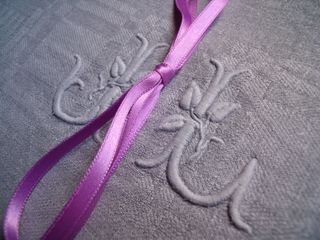 Old linen linge ancien