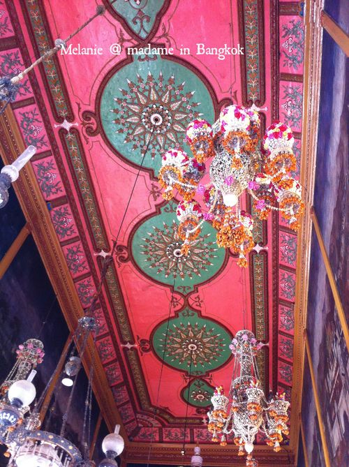 Pink ceiling in a Kho Khret temple