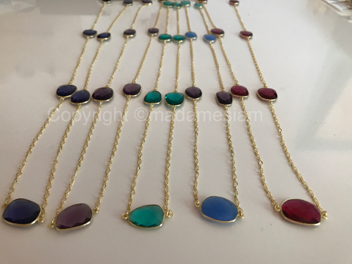 Semi precious stones bezel necklace 